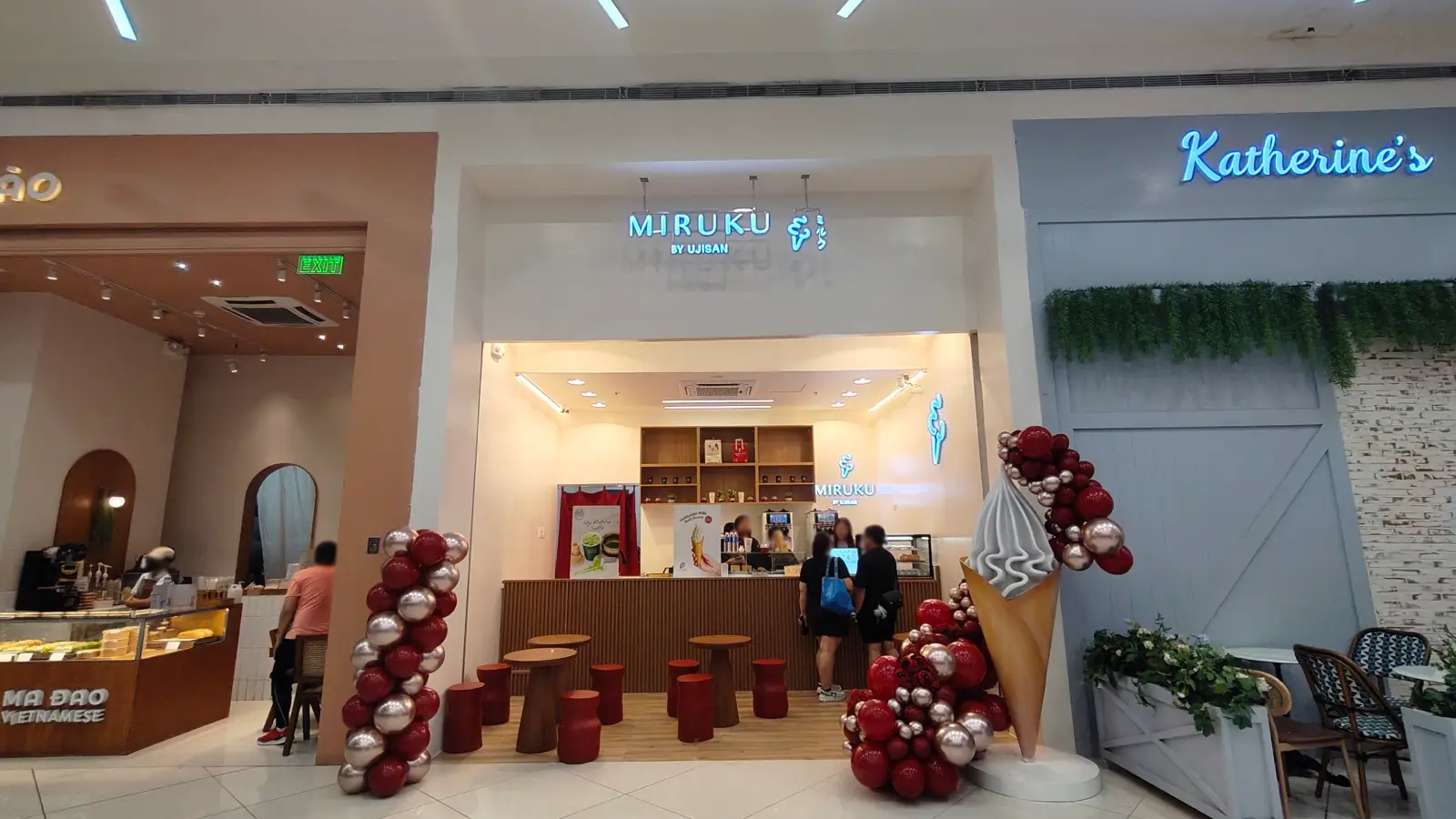 MIRUKU BY UJISAN in SM Mall of Asia